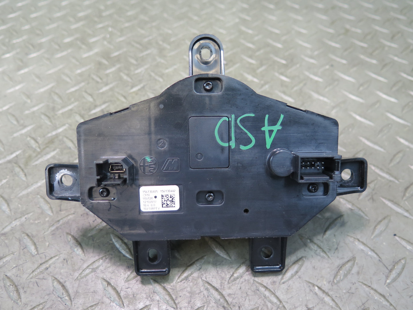 2017-2023 Alfa Romeo Stelvio Center Console Multimedia Control Switch