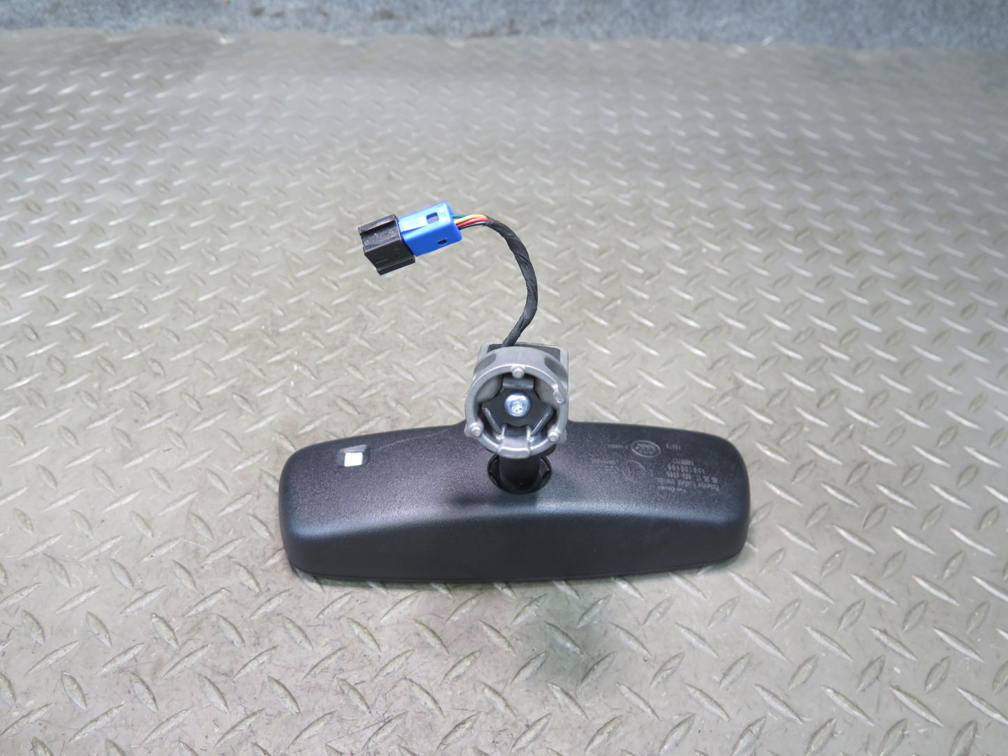 2017-2023 Alfa Romeo Stelvio Front Windshield Interior Auto Dim Rear View Mirror