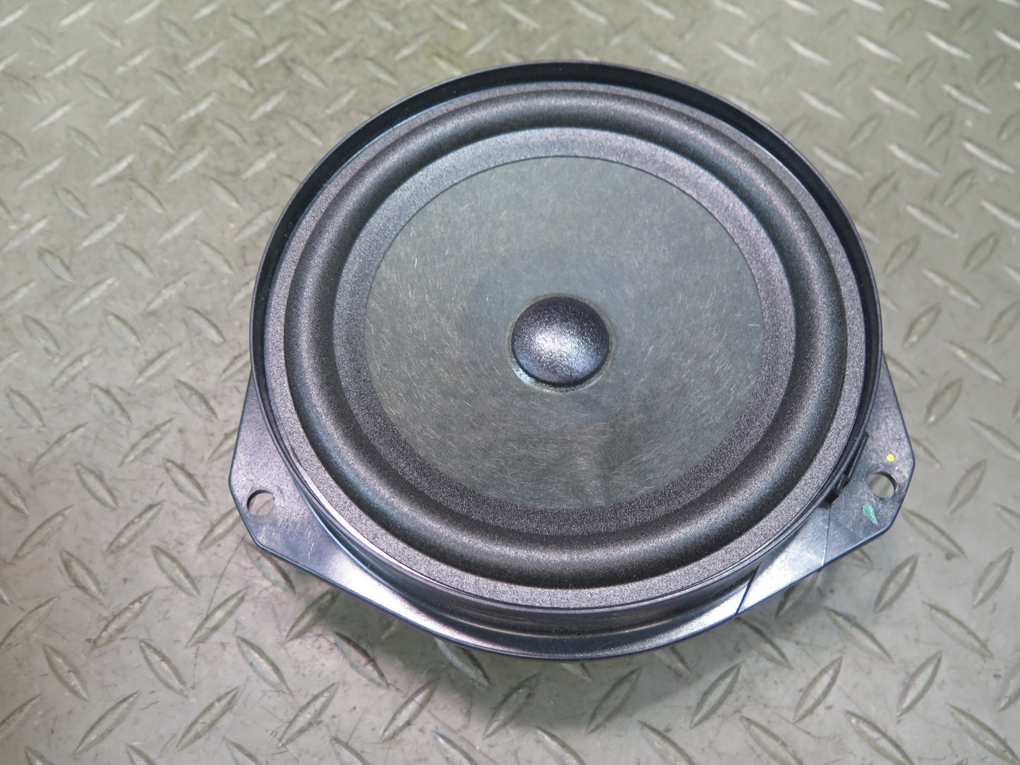 2017-2023 Alfa Romeo Stelvio Front Left & Right Side Door Audio Speaker Set