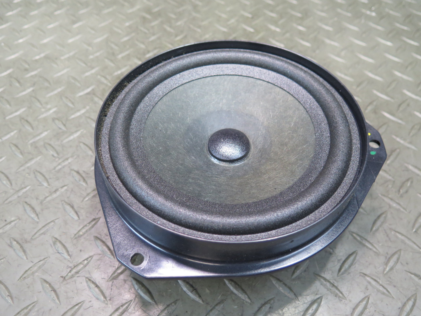 2017-2023 Alfa Romeo Stelvio Front Left & Right Side Door Audio Speaker Set