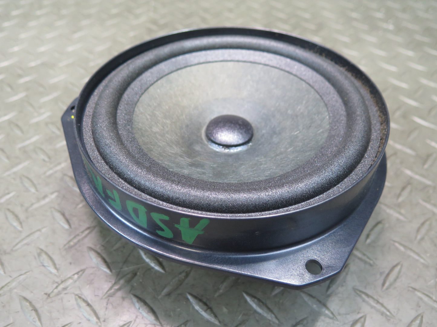 2017-2023 Alfa Romeo Stelvio Front Left & Right Side Door Audio Speaker Set