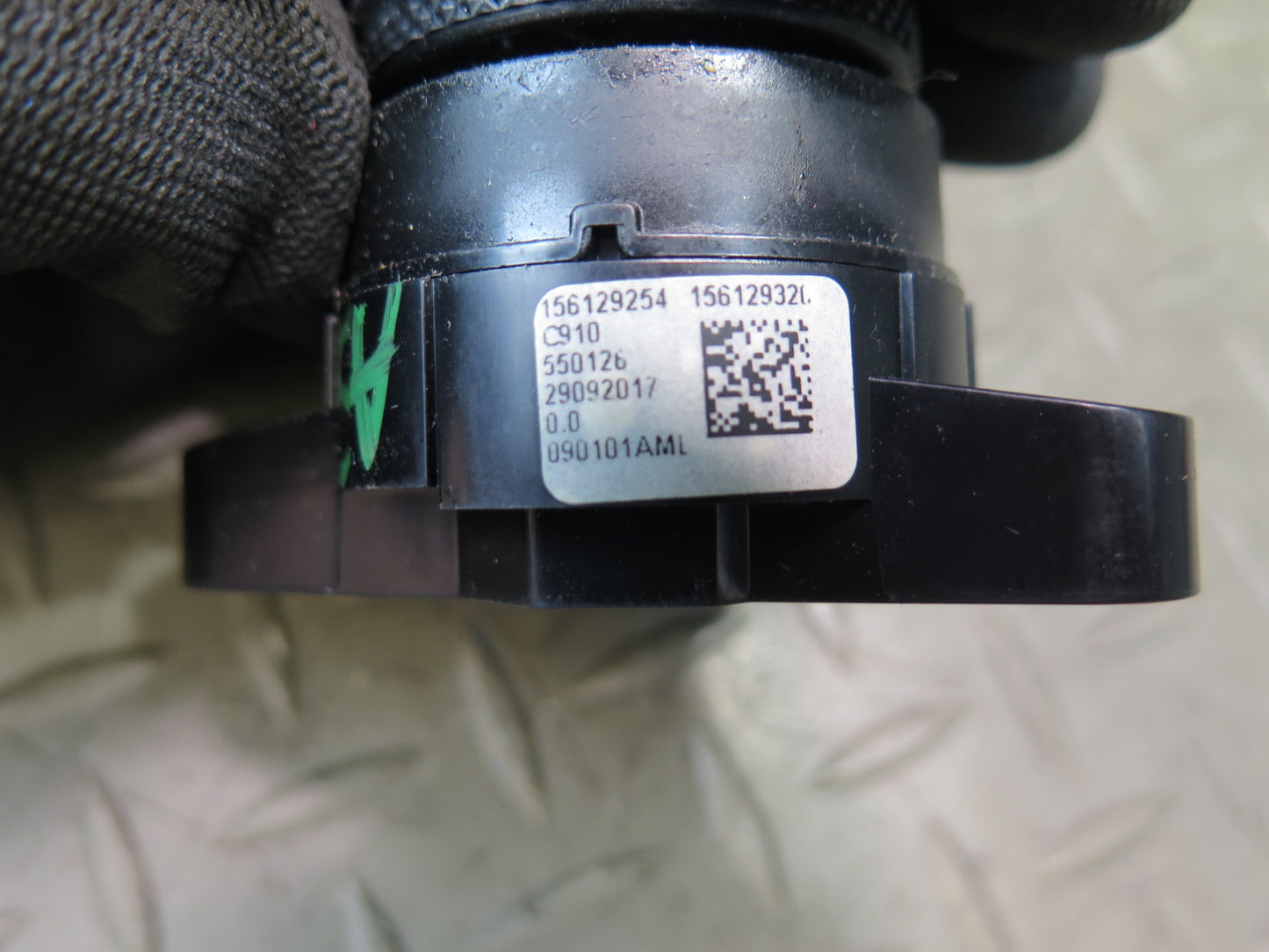 2017-2019 Alfa Romeo Stelvio Center Console Drive Mode Control Switch