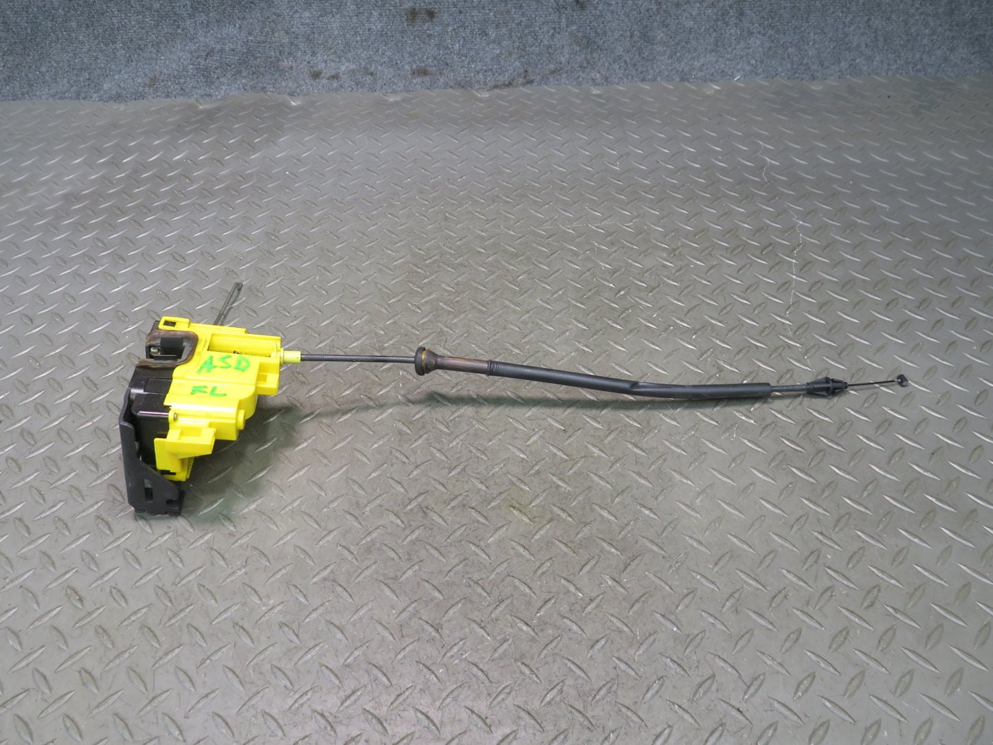 2017-2023 Alfa Romeo Stelvio Front Left Driver Side Door Lock Latch Actuator