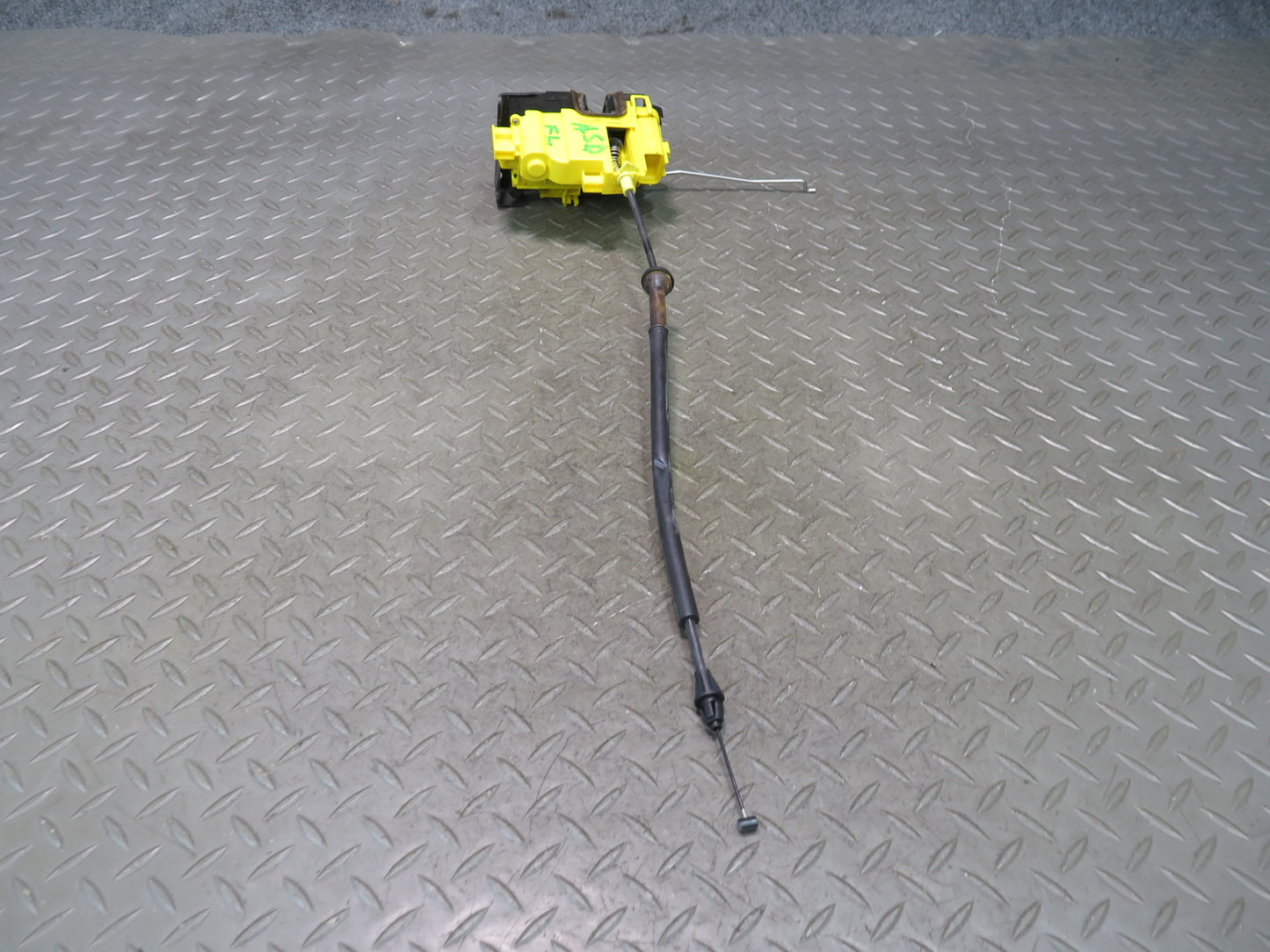 2017-2023 Alfa Romeo Stelvio Front Left Driver Side Door Lock Latch Actuator