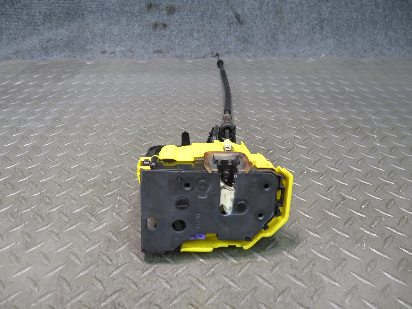 2017-2023 Alfa Romeo Stelvio Front Right Pass Side Door Lock Latch Actuator