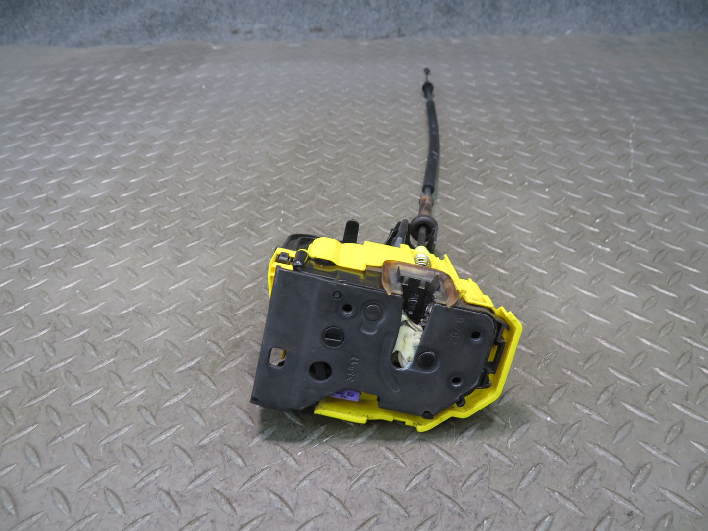 2017-2023 Alfa Romeo Stelvio Front Right Pass Side Door Lock Latch Actuator