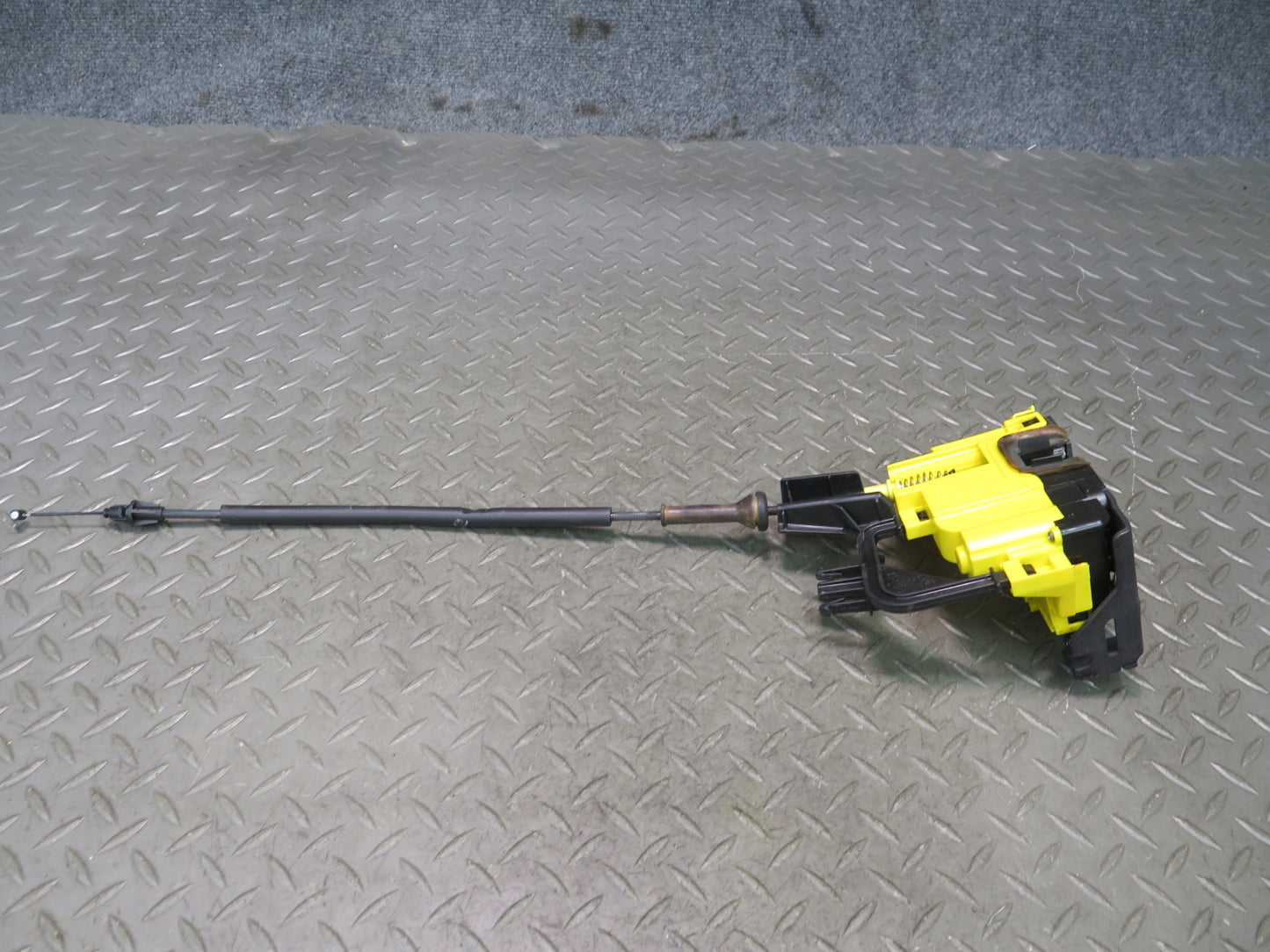 2017-2023 Alfa Romeo Stelvio Front Right Pass Side Door Lock Latch Actuator