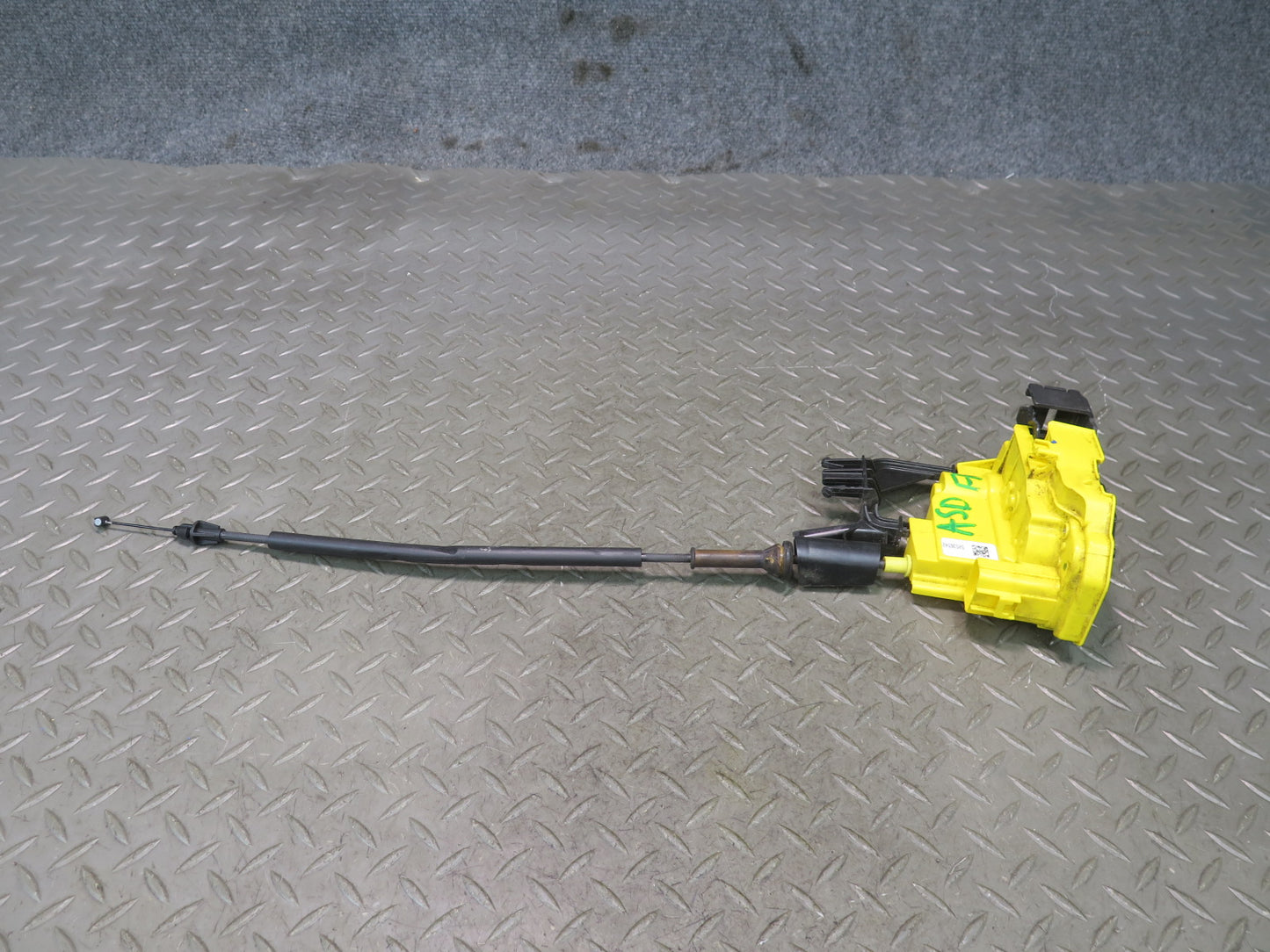 2017-2023 Alfa Romeo Stelvio Front Right Pass Side Door Lock Latch Actuator