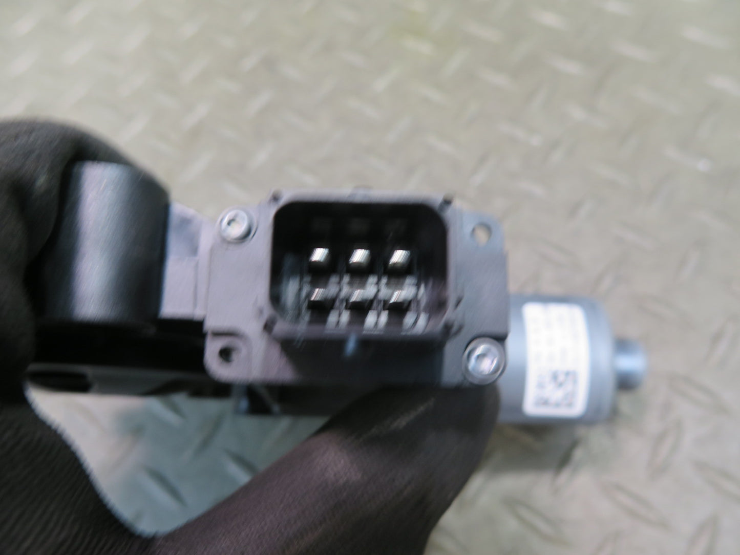 2017-2023 Alfa Romeo Stelvio Front Left Driver Side Window Regulator Motor