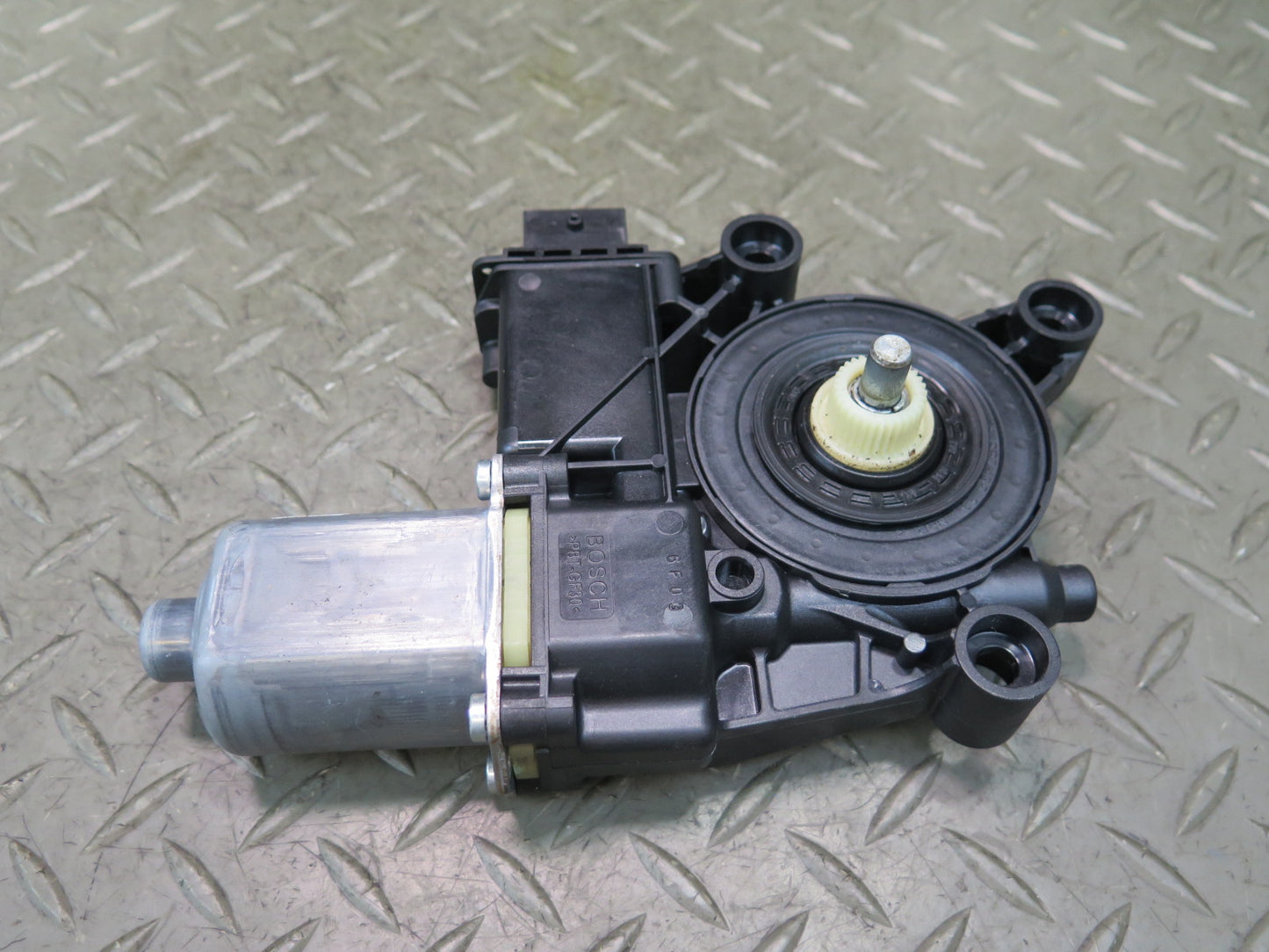 2017-2023 Alfa Romeo Stelvio Front Left Driver Side Window Regulator Motor