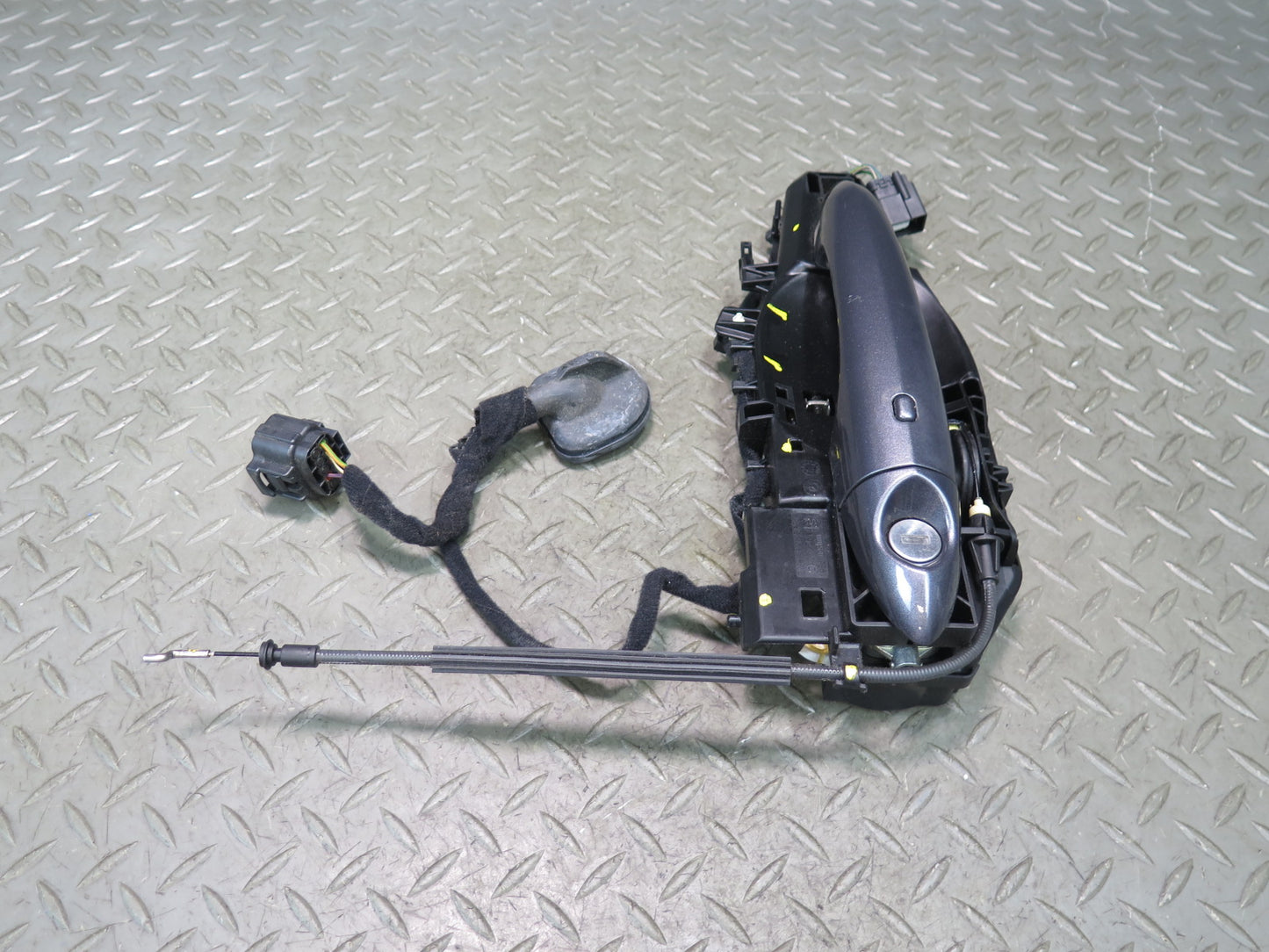 2017-2023 Alfa Romeo Stelvio Front Left Driver Side Exterior Door Handle