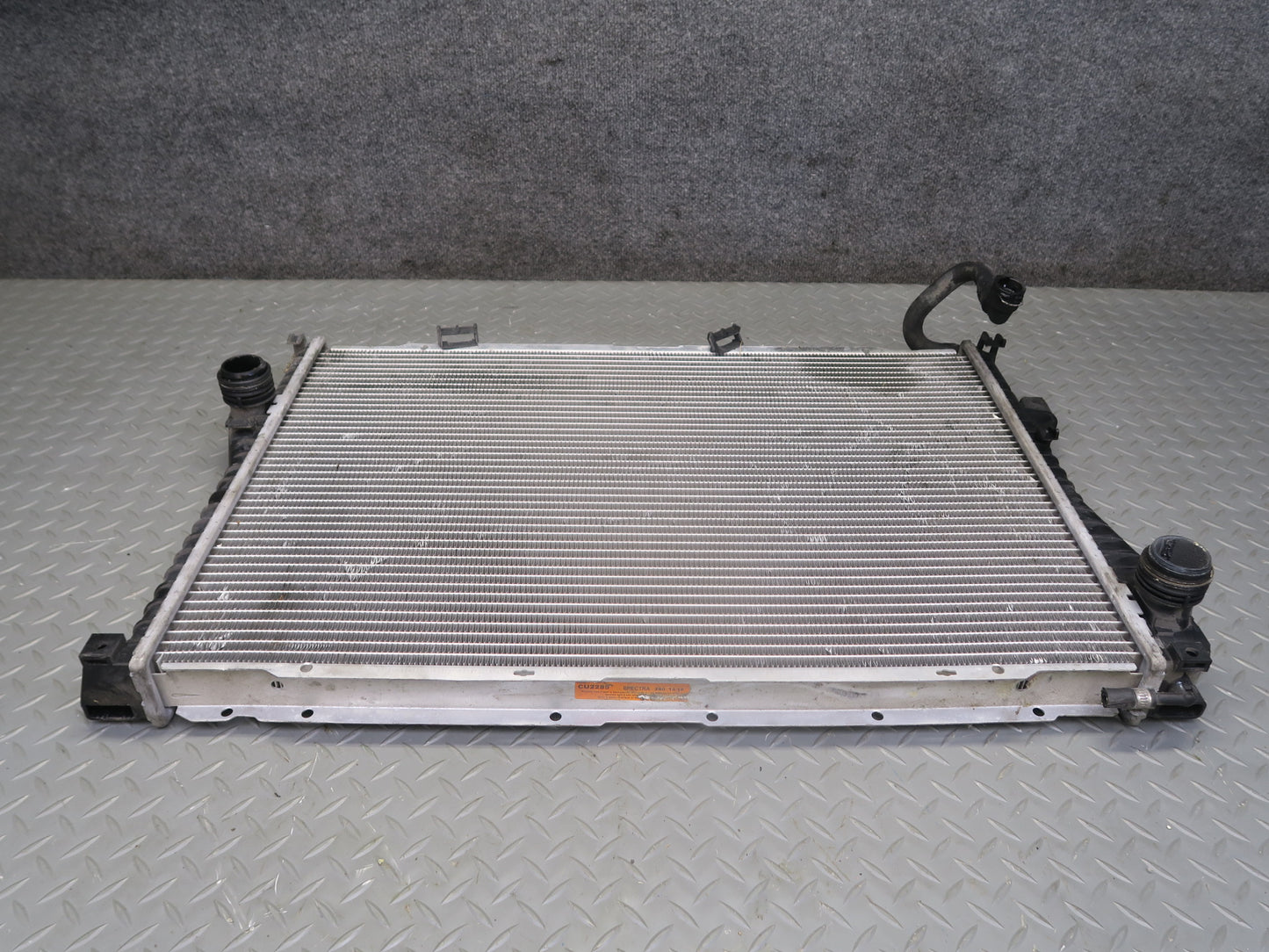 99-03 BMW E39 540ia 4.4L M62 A/T Engine Cooling Radiator Spectra CU2285