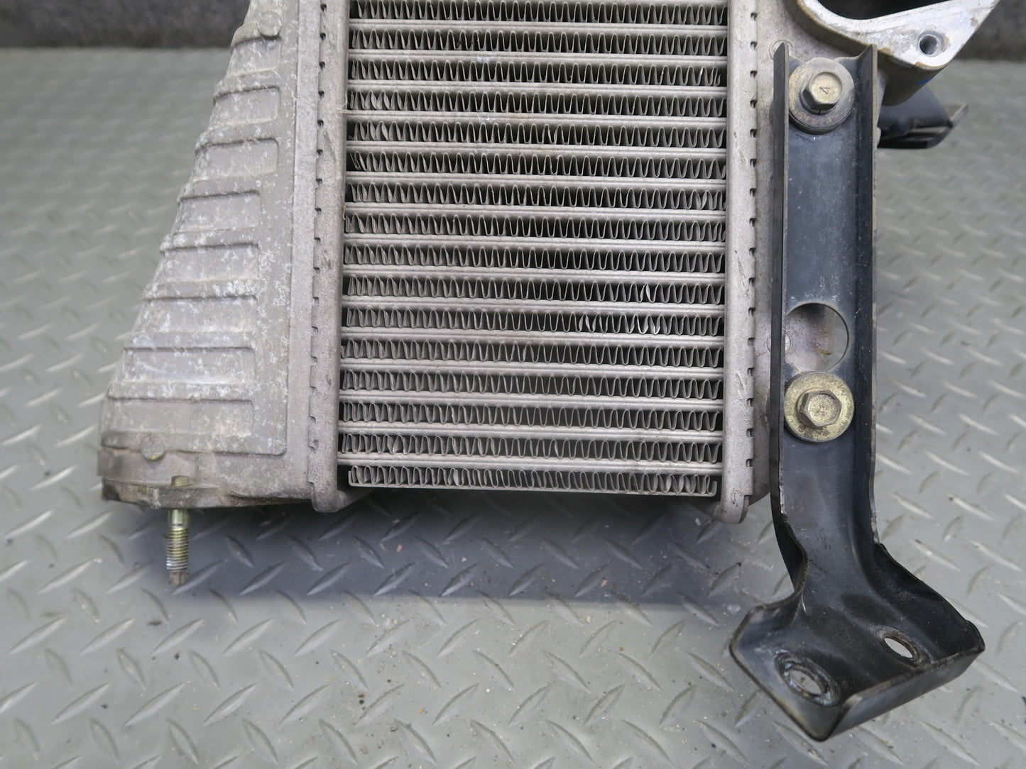 95-97 Nissan Gloria VQ30DET 3.0L Turbo Engine Air Intercooler OEM
