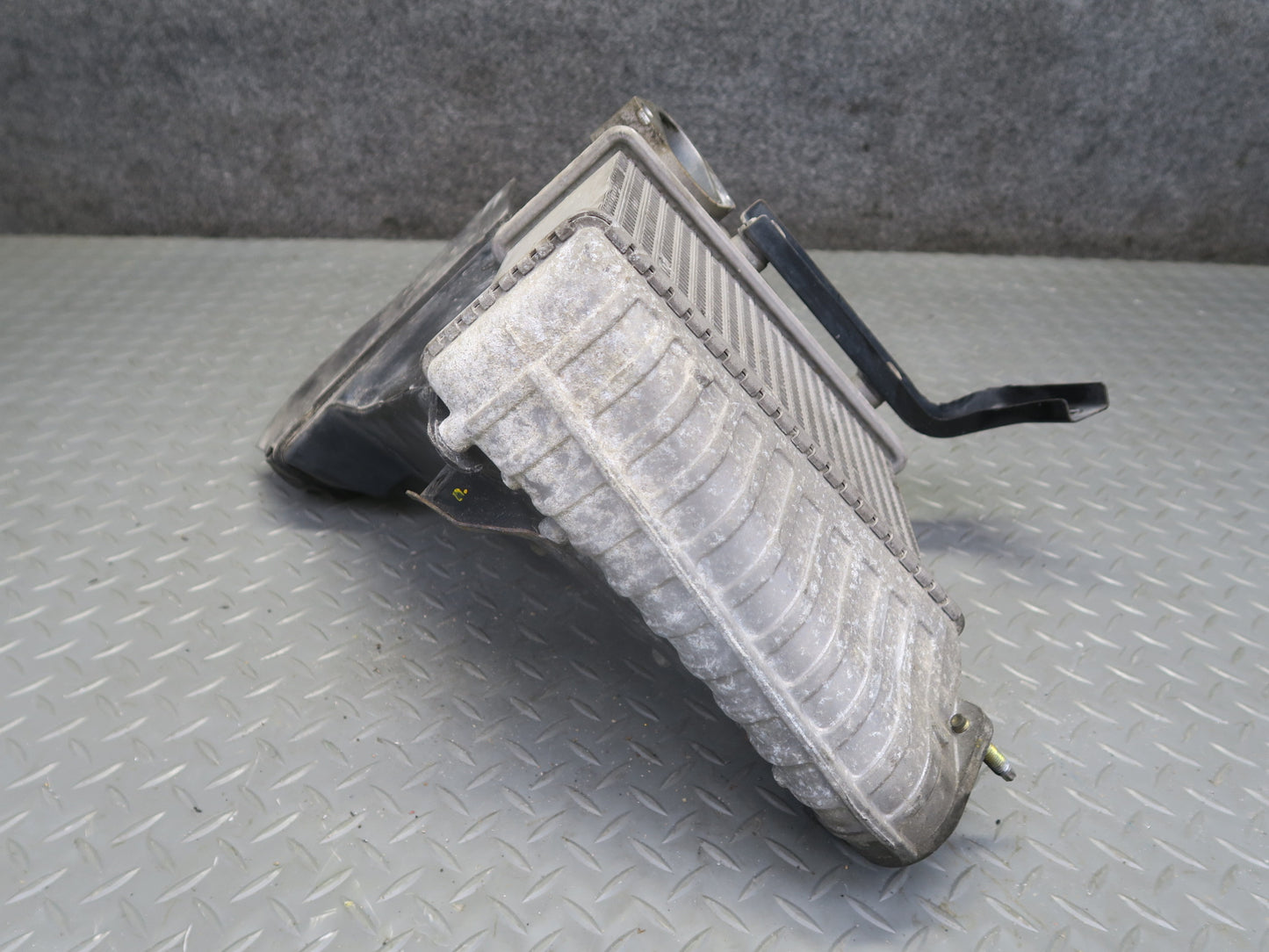 95-97 Nissan Gloria VQ30DET 3.0L Turbo Engine Air Intercooler OEM