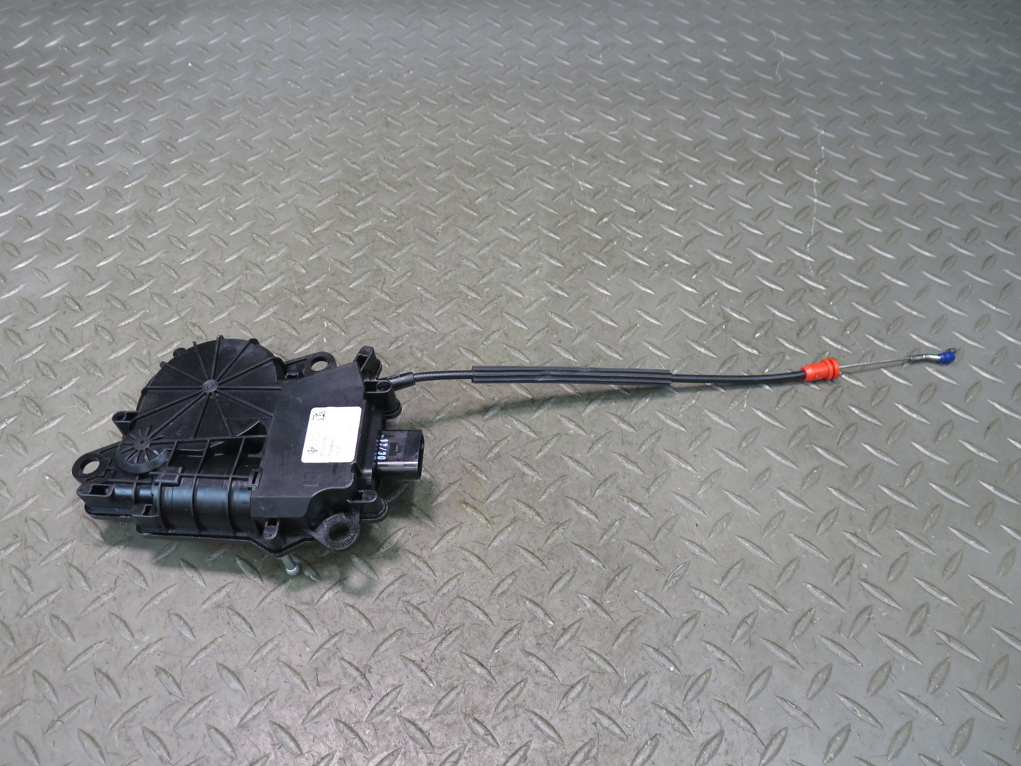 2017-2023 Alfa Romeo Stelvio Rear Trunk Lid Lift Gate Lock Latch Actuator