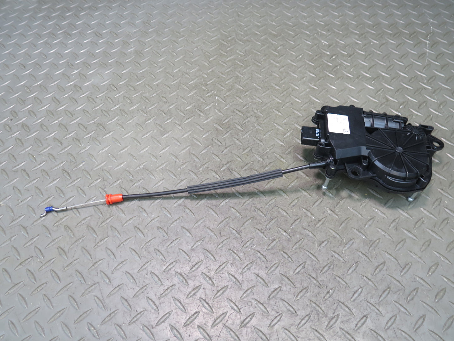 2017-2023 Alfa Romeo Stelvio Rear Trunk Lid Lift Gate Lock Latch Actuator