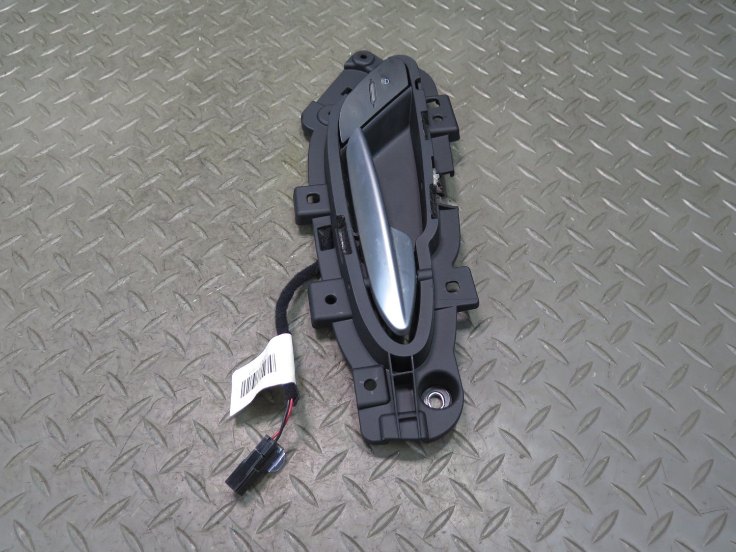 2017-2023 Alfa Romeo Stelvio Rear Right Passenger Side Interior Door Handle