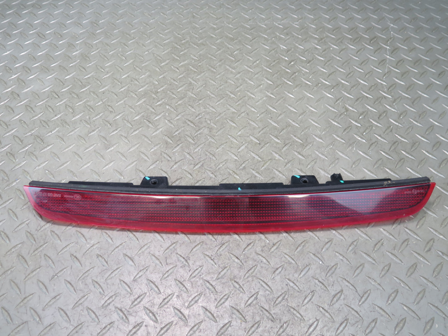 2017-2023 Alfa Romeo Stelvio Rear Center 3RD Third Brake Stop Light Lamp