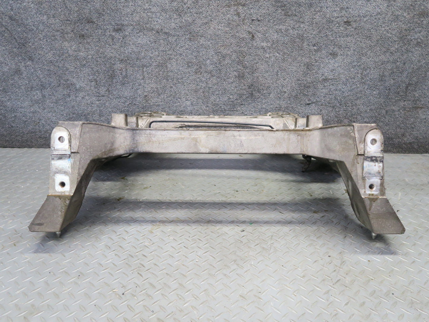 05-08 Chevrolet Corvette C6 Rear Suspension Subframe Crossmember Carrier OEM