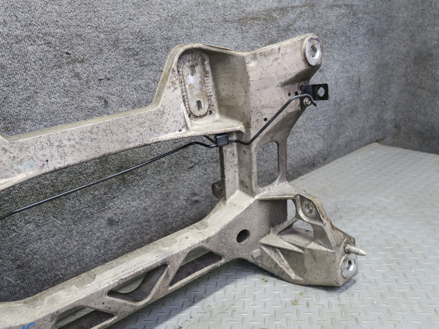 05-08 Chevrolet Corvette C6 Rear Suspension Subframe Crossmember Carrier OEM