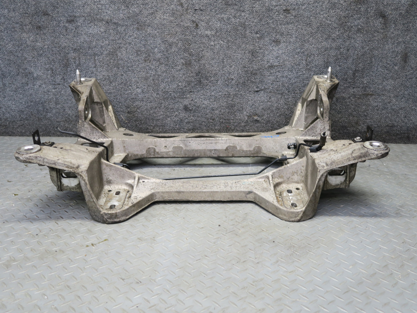 05-08 Chevrolet Corvette C6 Rear Suspension Subframe Crossmember Carrier OEM