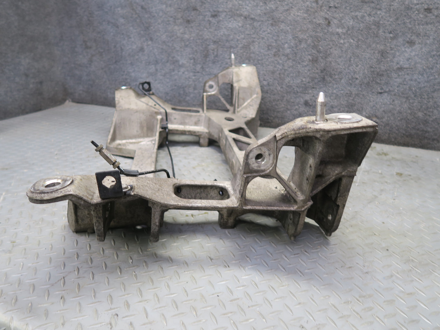 05-08 Chevrolet Corvette C6 Rear Suspension Subframe Crossmember Carrier OEM