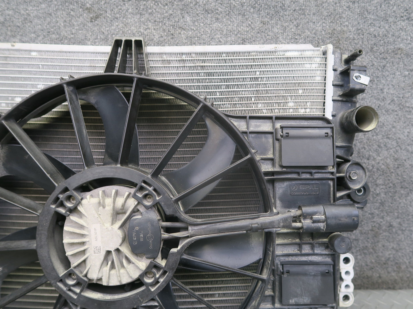 14-19 Chevrolet Corvette C7 Engine Cooling Radiator A/C Condenser Fan Assy OEM