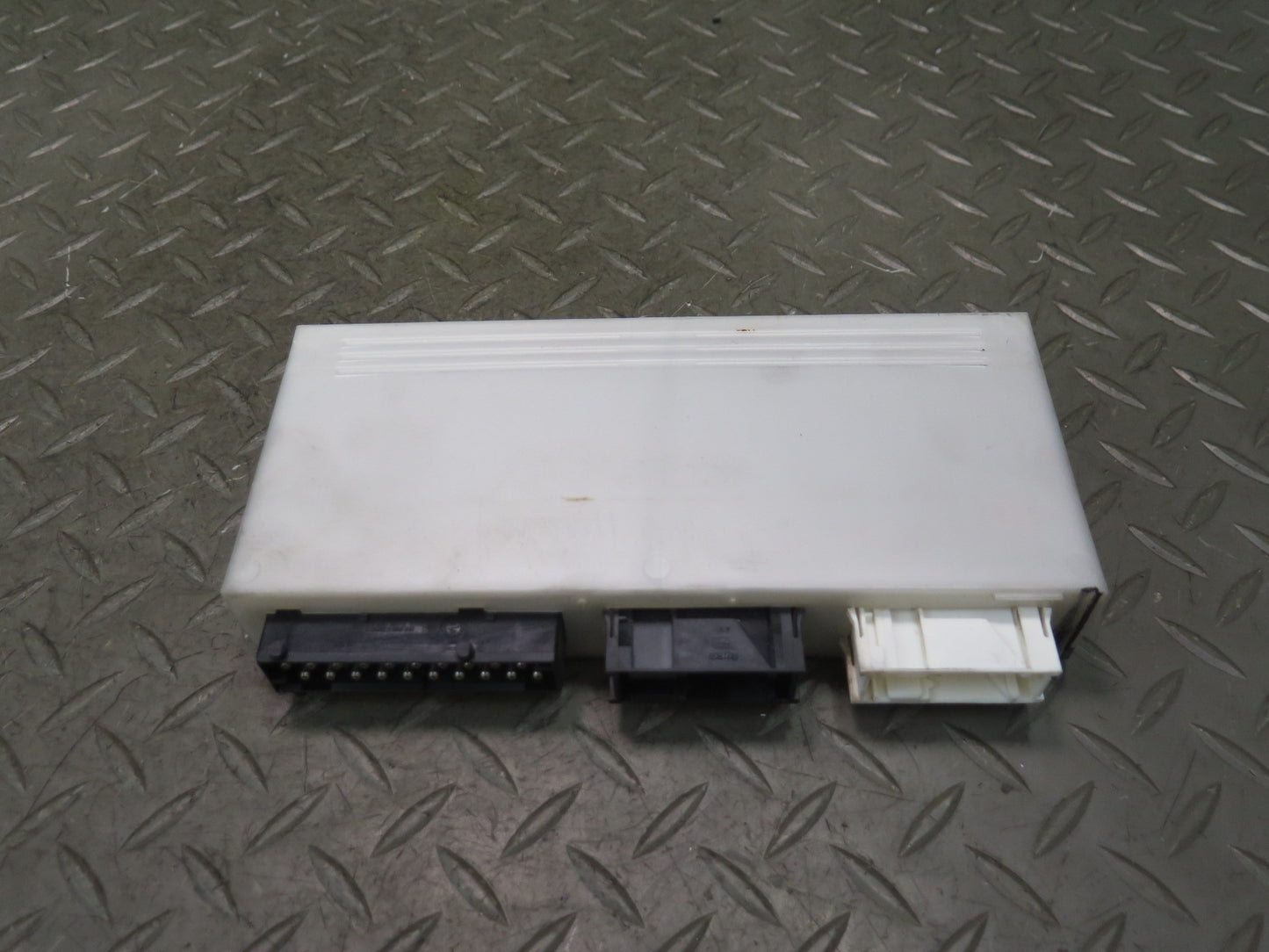 01-03 BMW E39 540ia BCM Body Control Module Unit 6938445 OEM