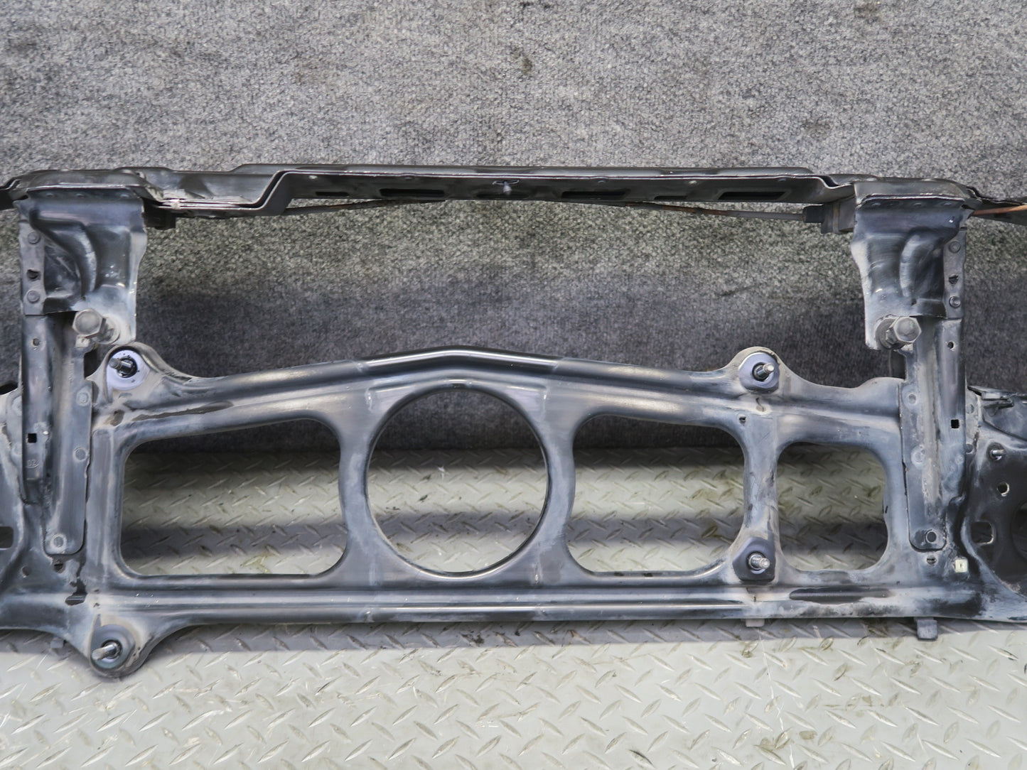 97-03 BMW E39 540ia Front Radiator Support w Front Shock Absorber Set OEM