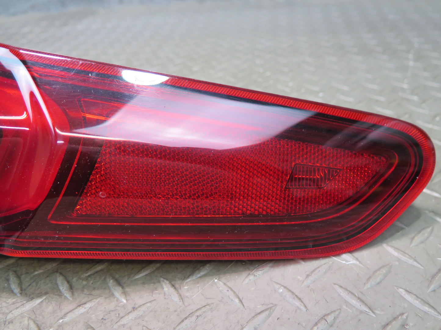 2017-2023 Alfa Romeo Stelvio Rear Right Side Outer Taillight Tail Light Lamp
