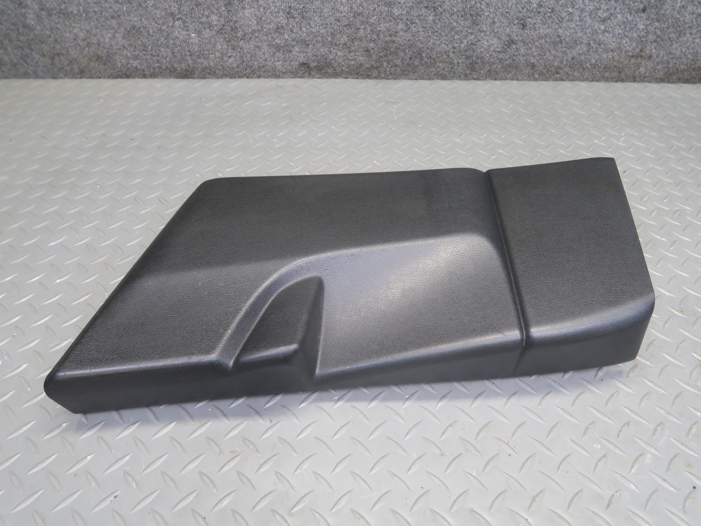 2017-2020 Maserati Levante M161 Interior B Pillar Lower Trim Panel Set of 2