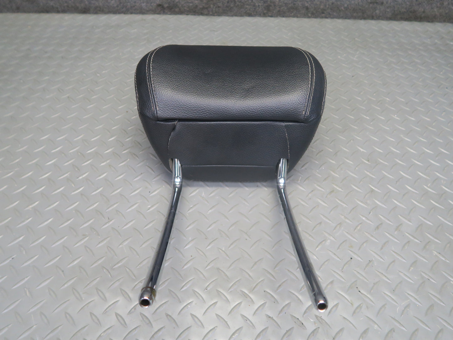 12-15 Mercedes W166 Ml-class Set of 2 Front Left & Right Seat Headrest Black OEM