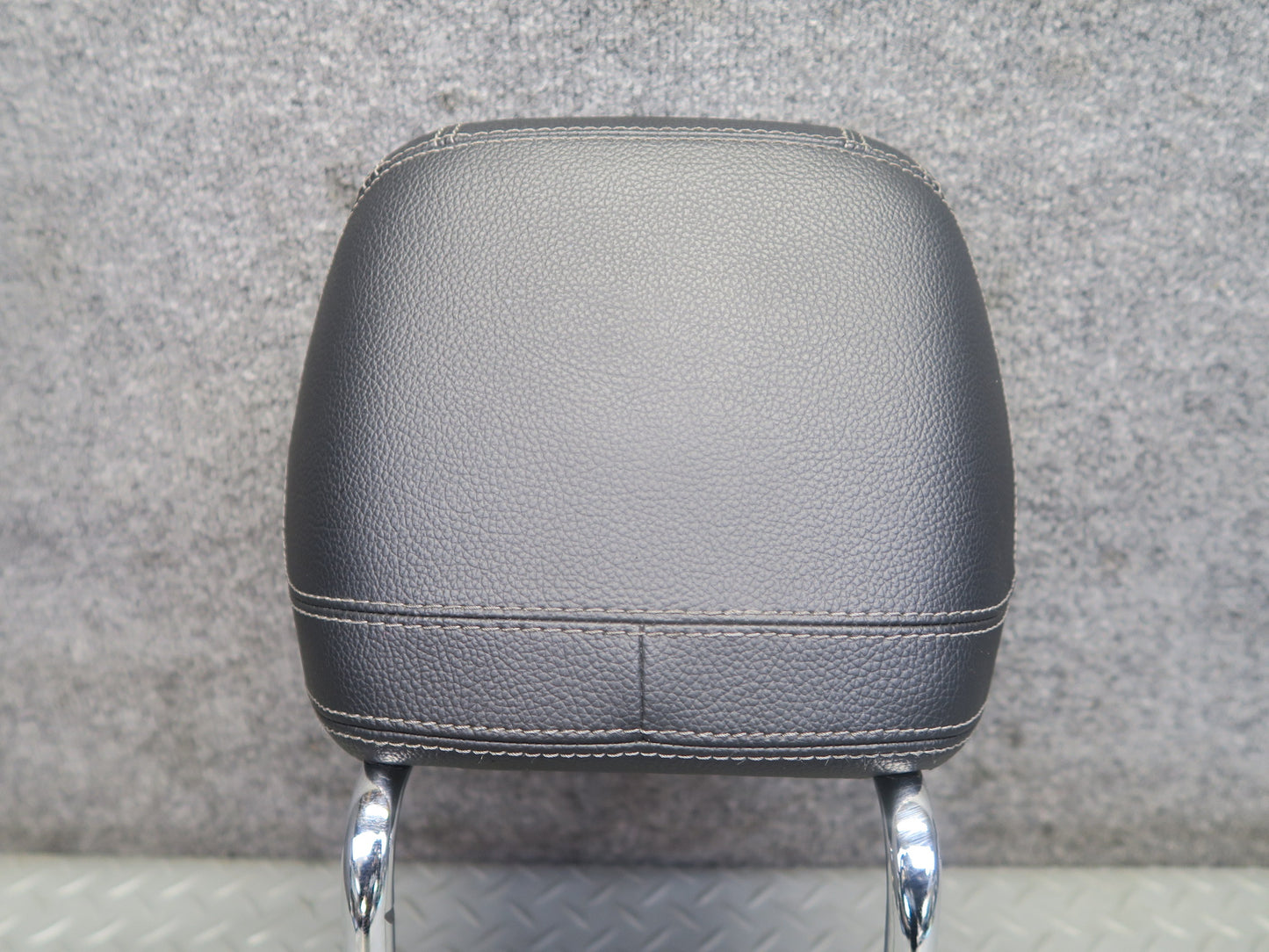 12-15 Mercedes W166 Ml-class Set of 2 Front Left & Right Seat Headrest Black OEM