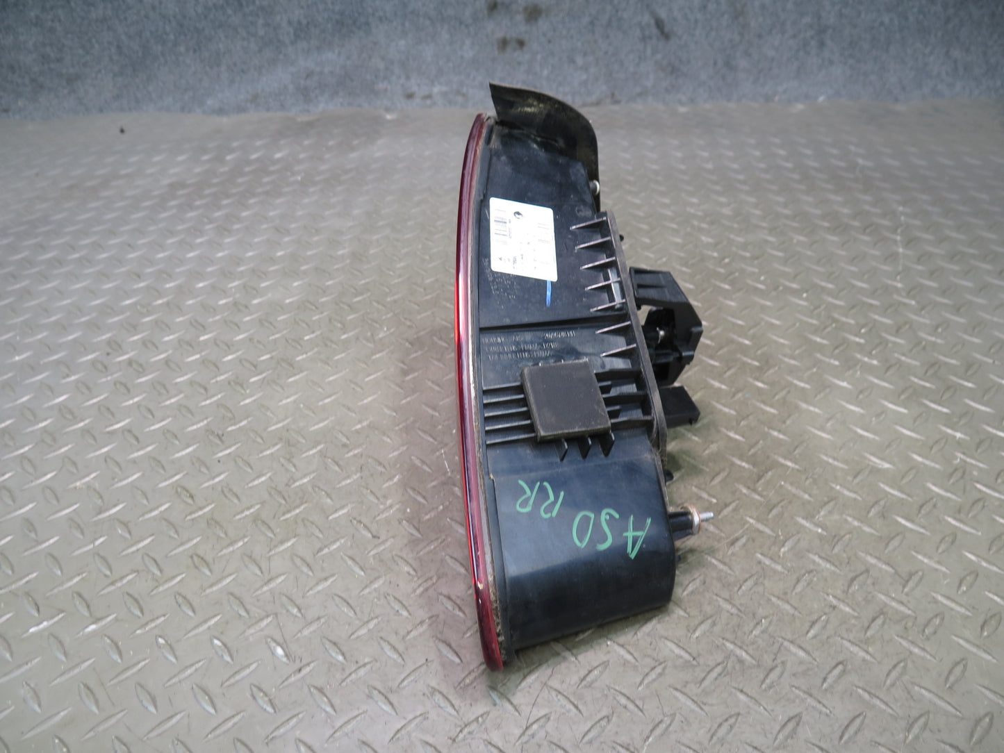 2017-2023 Alfa Romeo Stelvio Rear Right Side Inner Taillight Tail Light Lamp