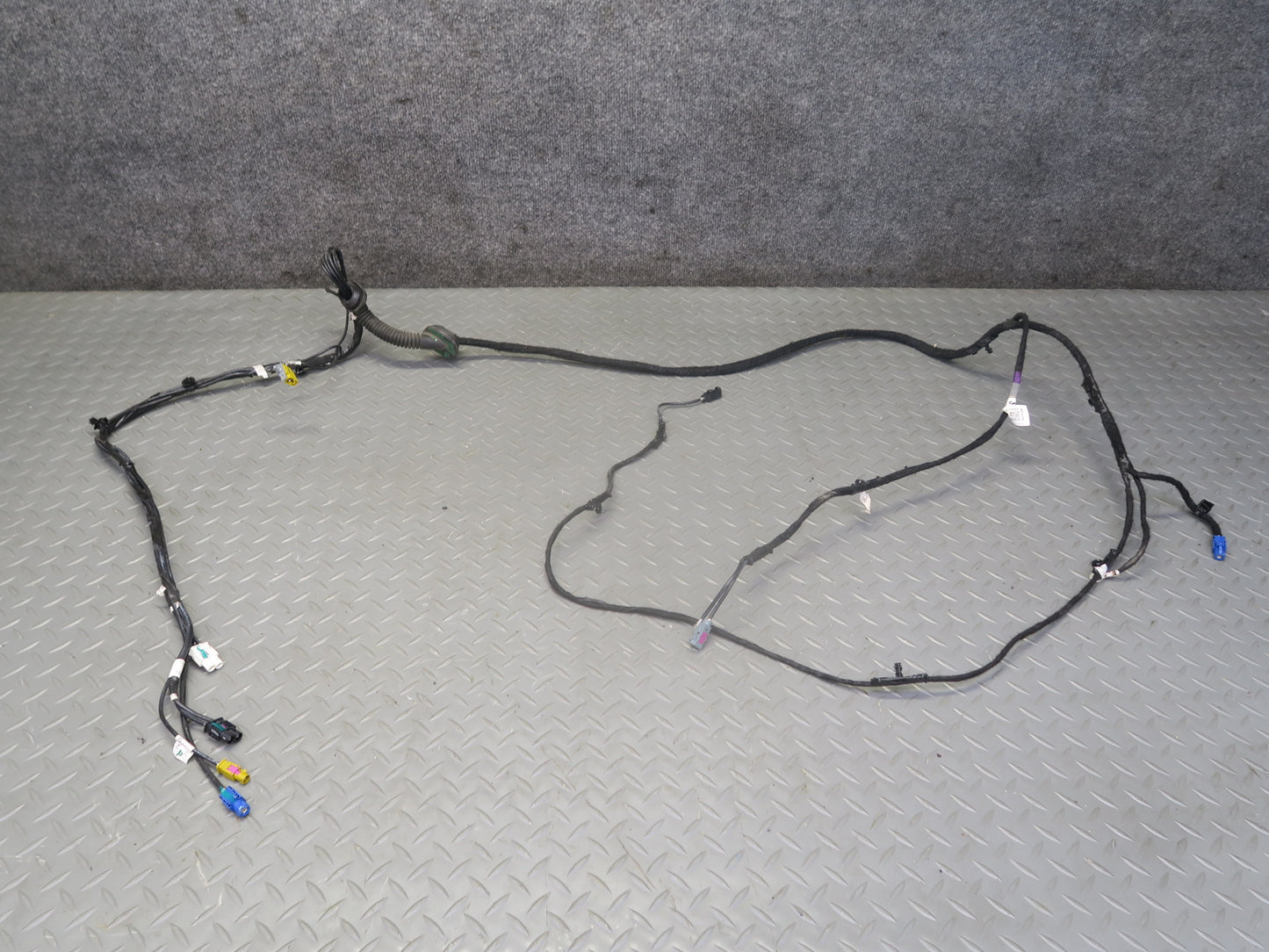 2016-2019 Tesla Model S 75D Rear Trunk Liftgate Tail Gate Wiring Harness