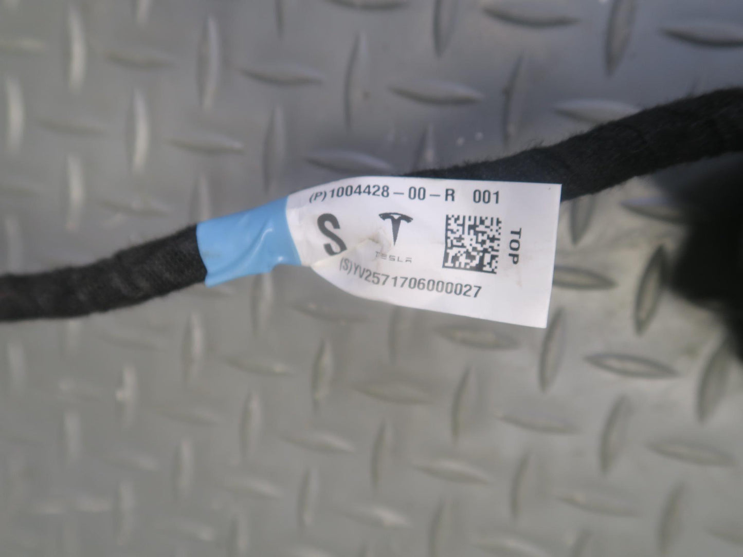 2016-2019 Tesla Model S 75D Rear Trunk Liftgate Tail Gate Wiring Harness