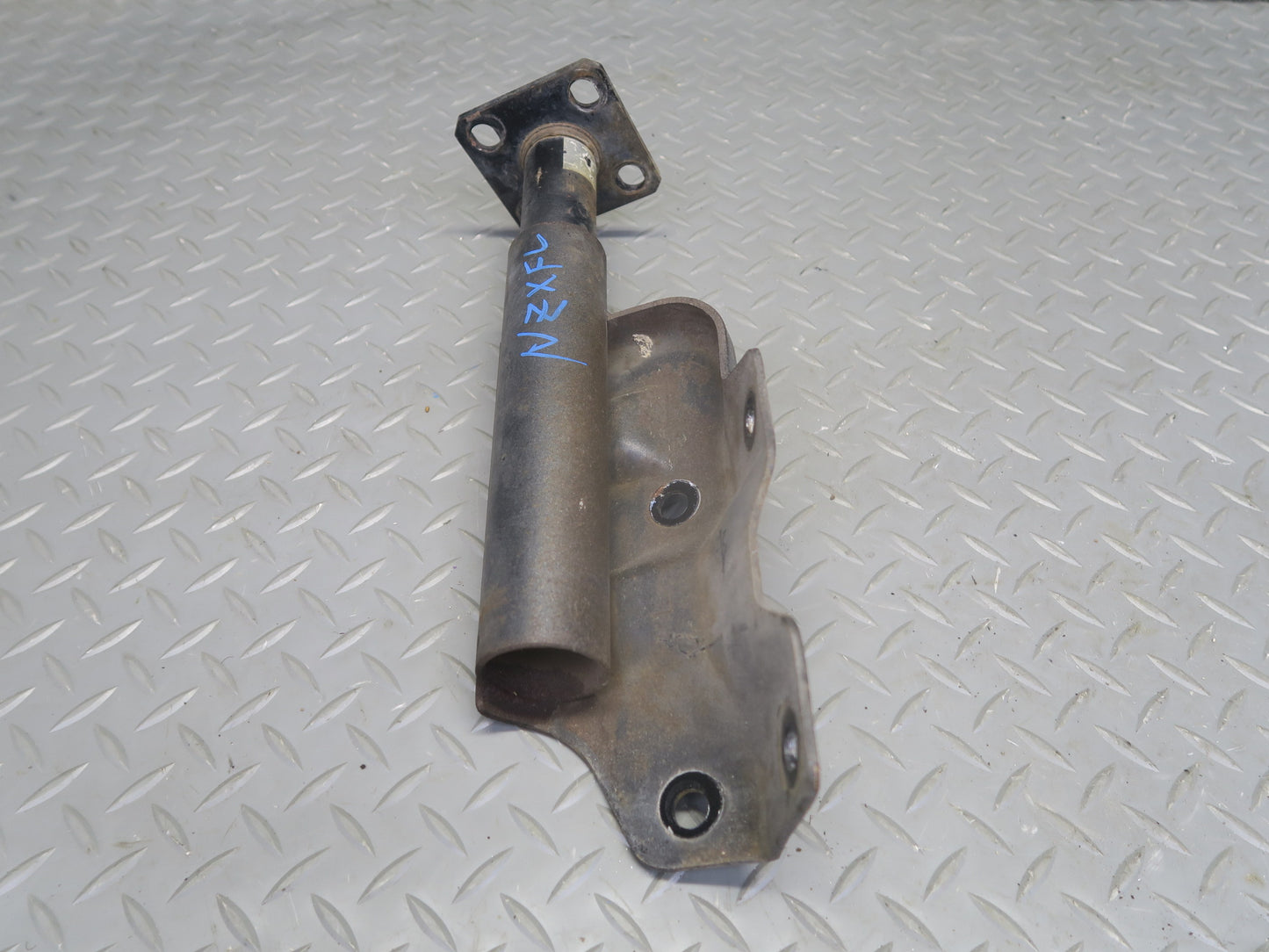 81-83 Datsun S130 280ZX Front Right Left Bumper Shock Absorber Set OEM