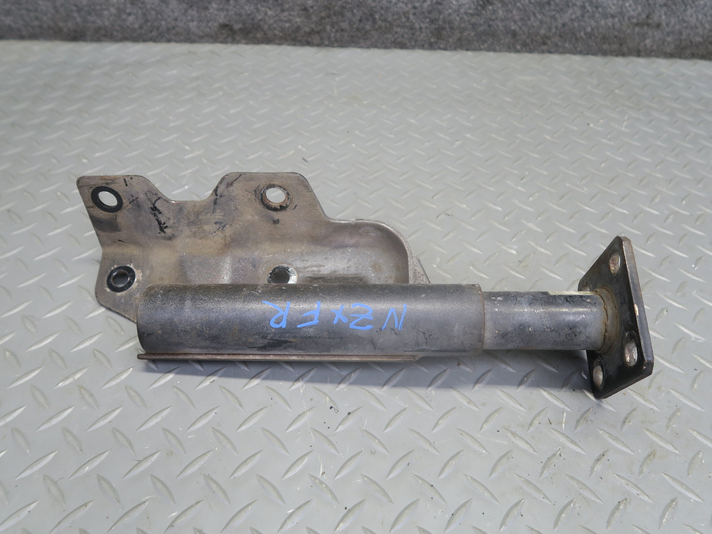 81-83 Datsun S130 280ZX Front Right Left Bumper Shock Absorber Set OEM