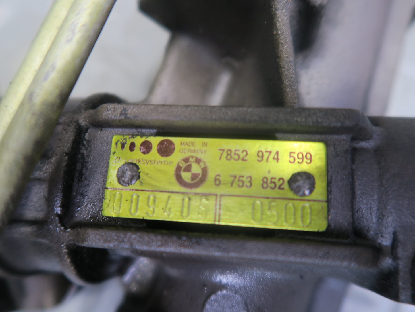 2001 BMW E46 330ci Power Steering Gear Rack & Pinion Yellow TAG 120K 6753852 OEM