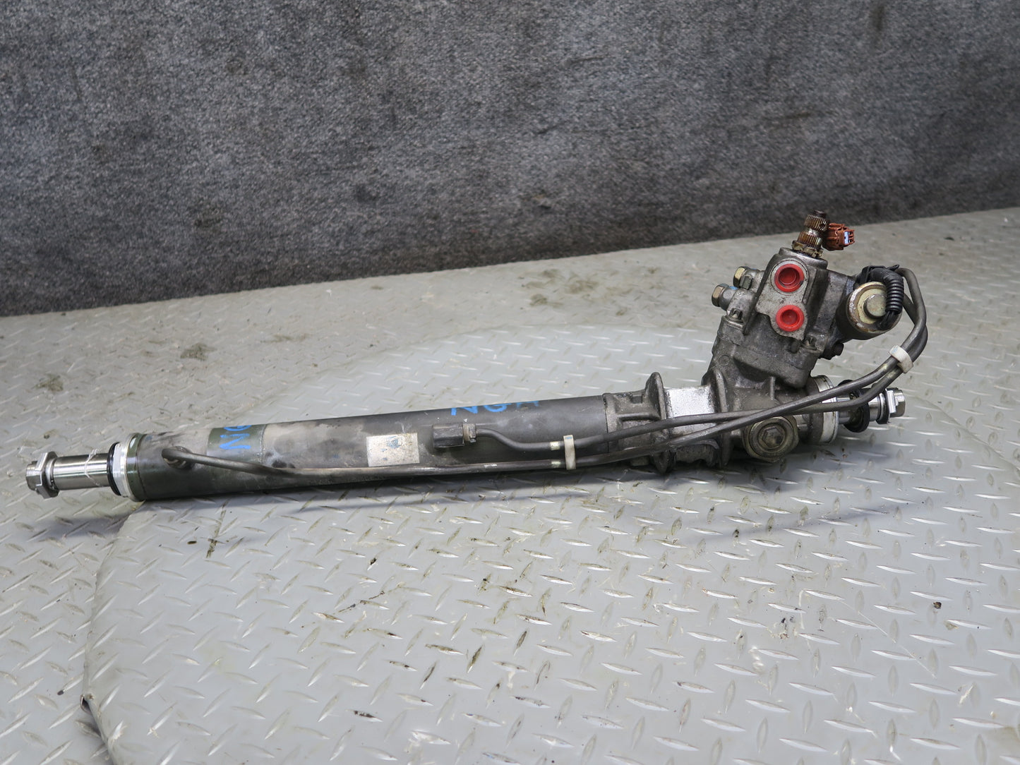 95-97 Nissan Gloria 3.0L Power Steering Rack & Pinion 60K Miles OEM