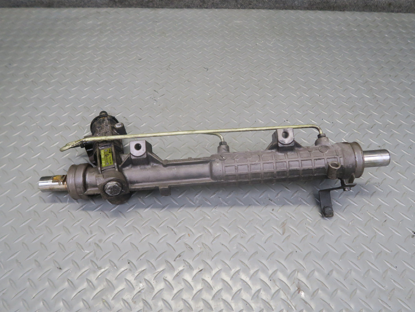 2001 BMW E46 330ci Power Steering Gear Rack & Pinion Yellow TAG 120K 6753852 OEM