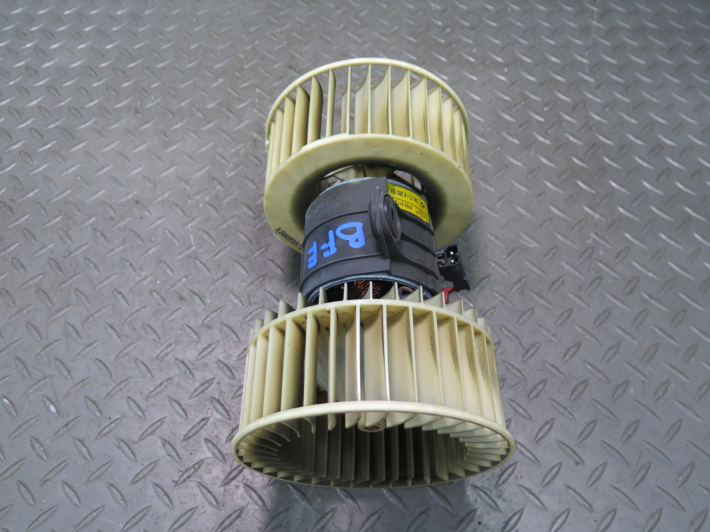 01-03 BMW E53 E39 540ia A/C Heater Blower Motor Fan & Resistor Set 8385558 OEM