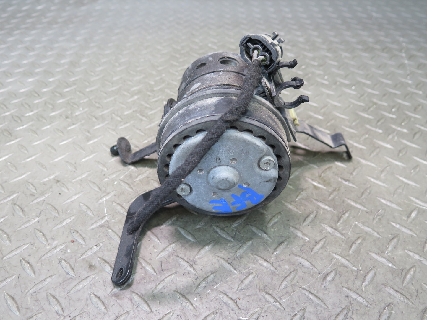 99-03 BMW E39 540ia A/T Brake ABS DSC Traction Compressor Pump OEM