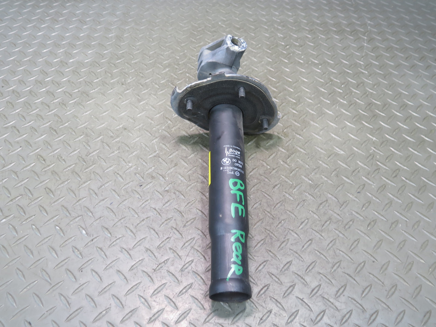 97-03 BMW E39 540ia Rear Right & Left Side Bumper Shock Absorber Set OEM
