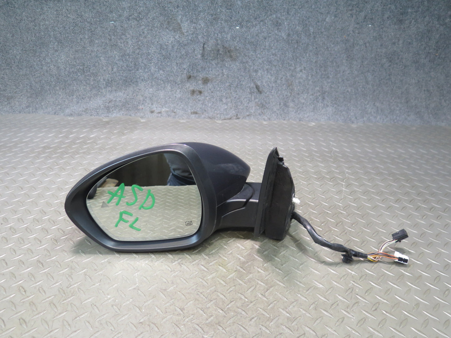 2017-2023 Alfa Romeo Stelvio Left Door Exterior Side View Auto Dim Mirror
