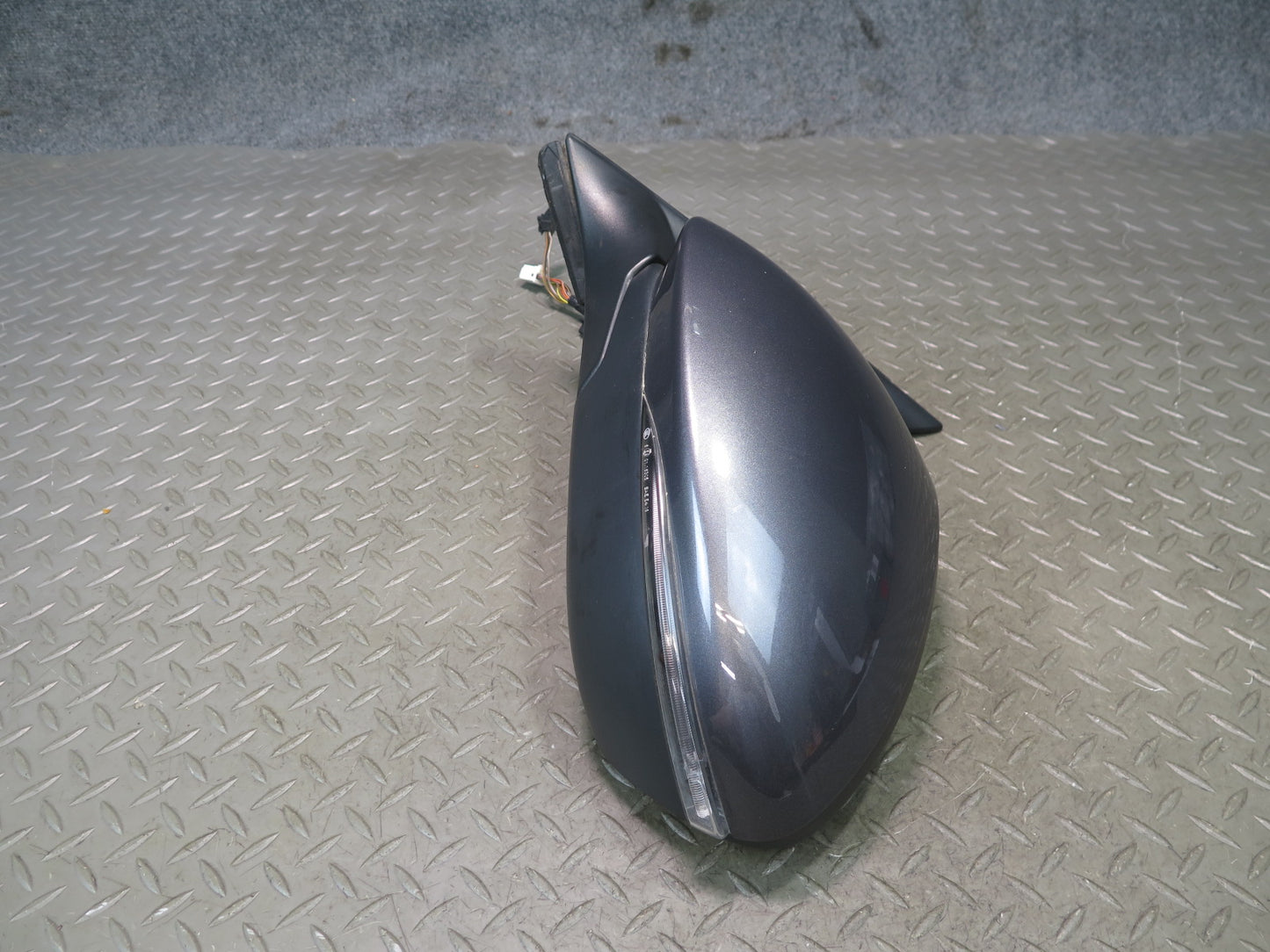 2017-2023 Alfa Romeo Stelvio Left Door Exterior Side View Auto Dim Mirror