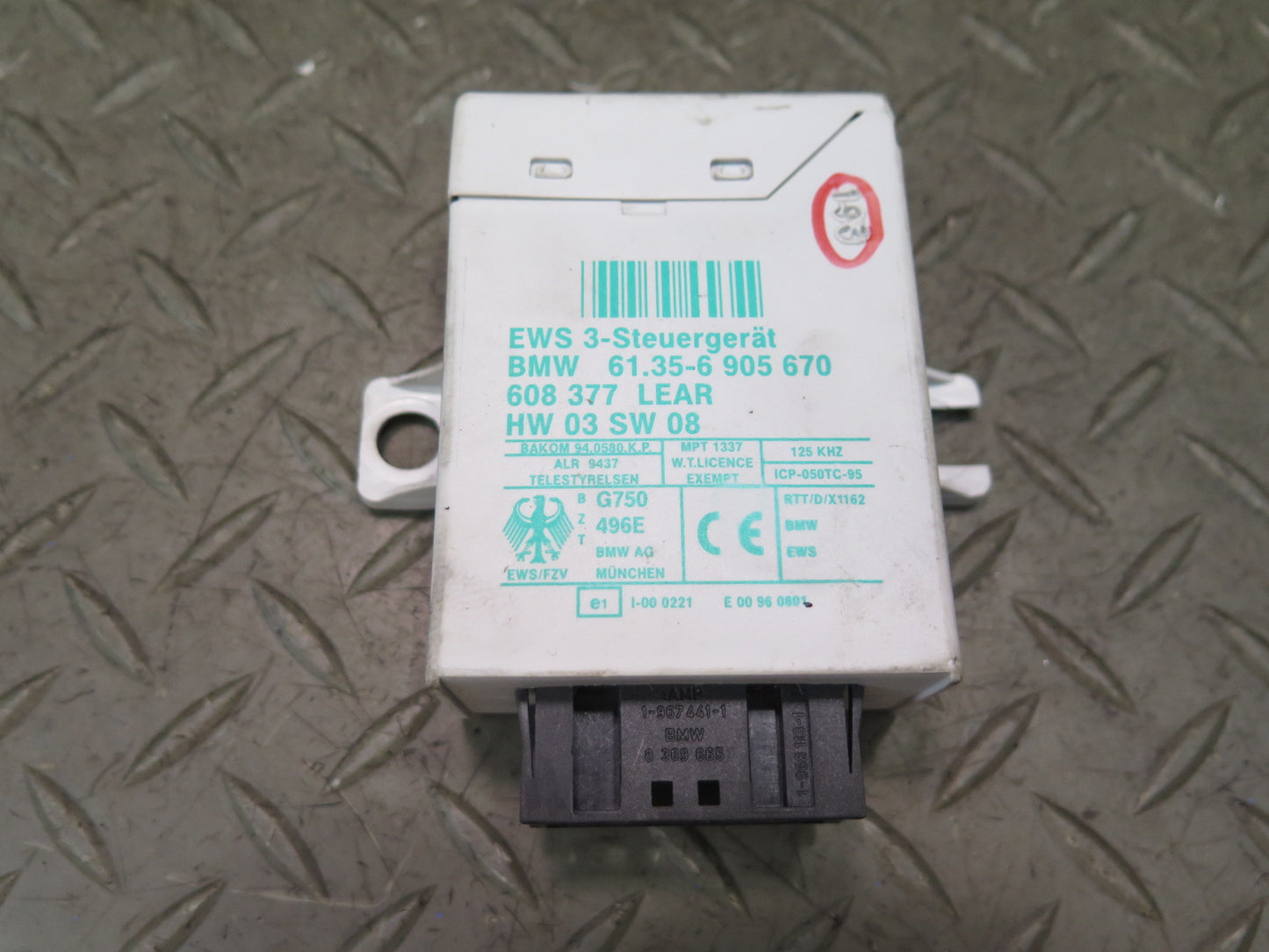 01-03 BMW E39 540i M62 Sedan AT ECU Speedo Immo Ignition Trunk Door Lock KEY Set