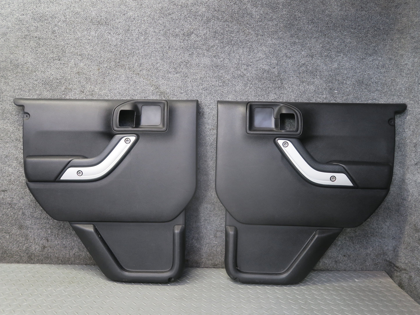 11-17 Jeep Wrangler JK 4-DOOR Set of 2 Rear Door Interior Trim Panel Cover OEM