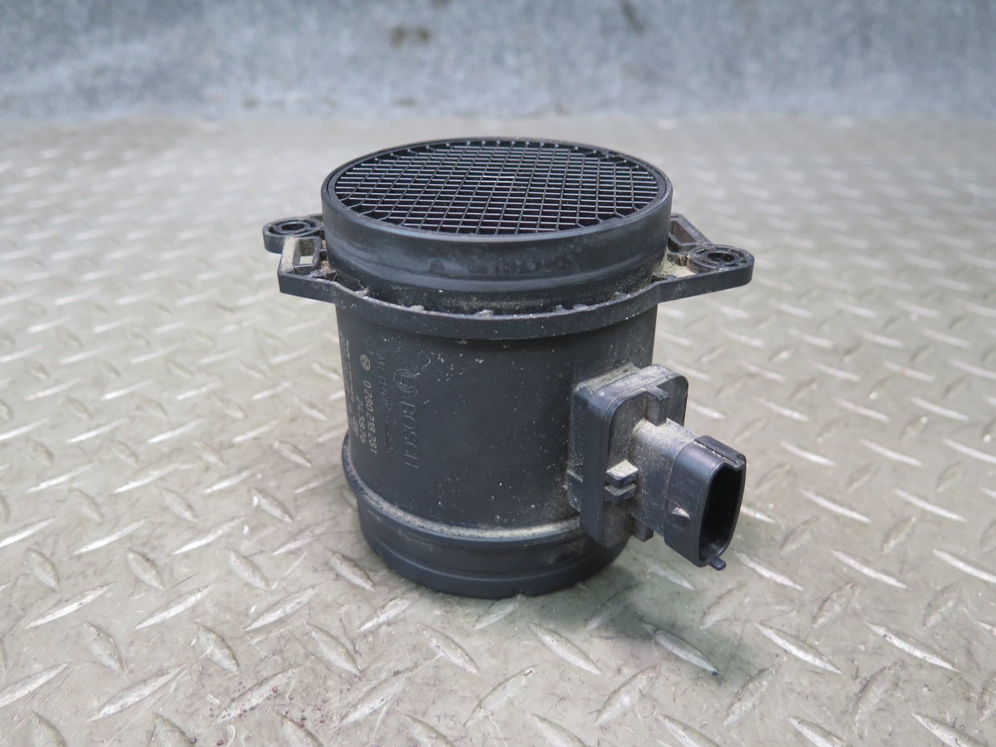 2017-2020 Maserati Levante M161 Mass Air Flow Meter MAF Sensor 0280218281