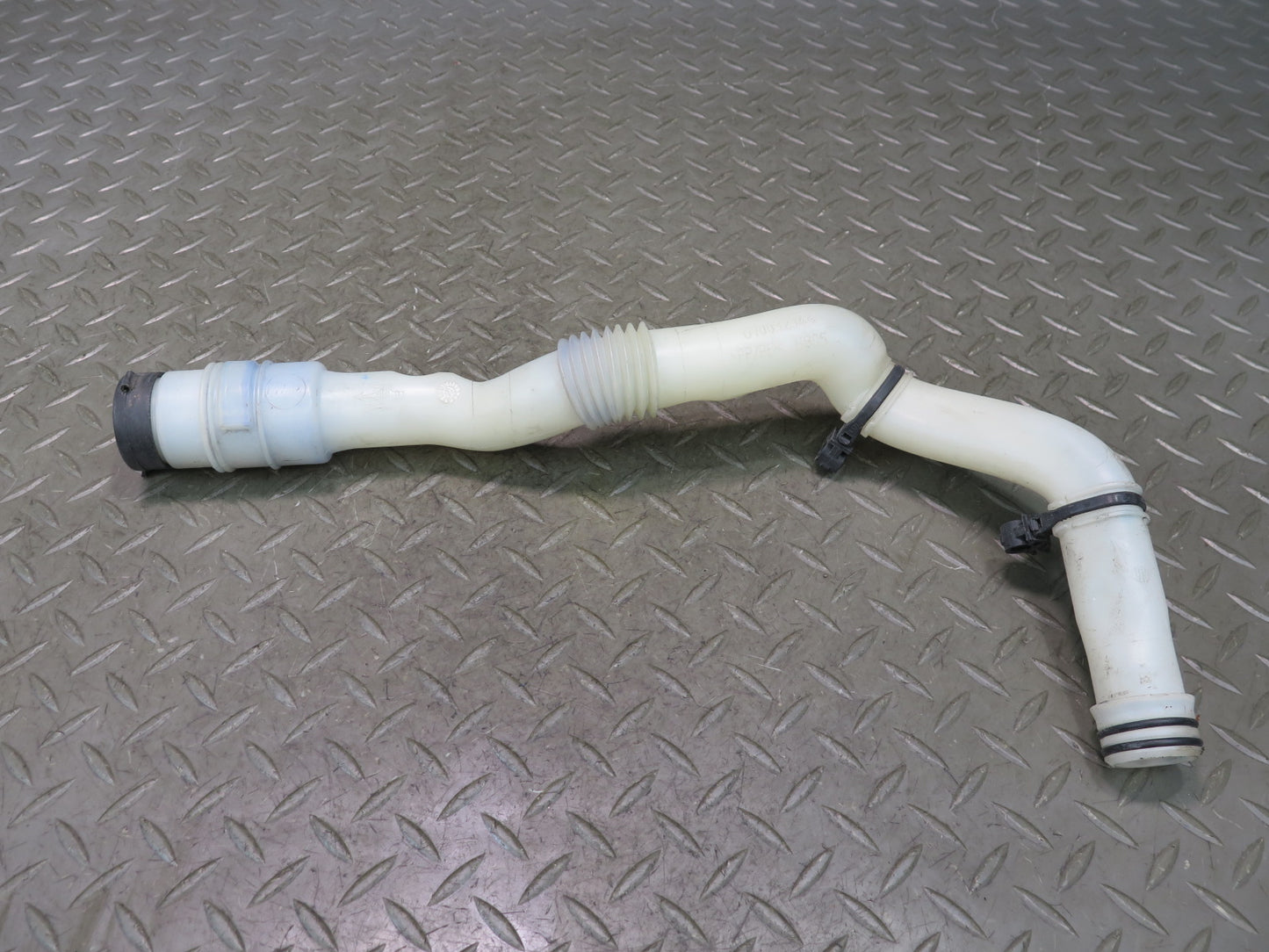 2017-2020 Maserati Levante M161 Windshield Washer Fluid Reservoir Filler Neck